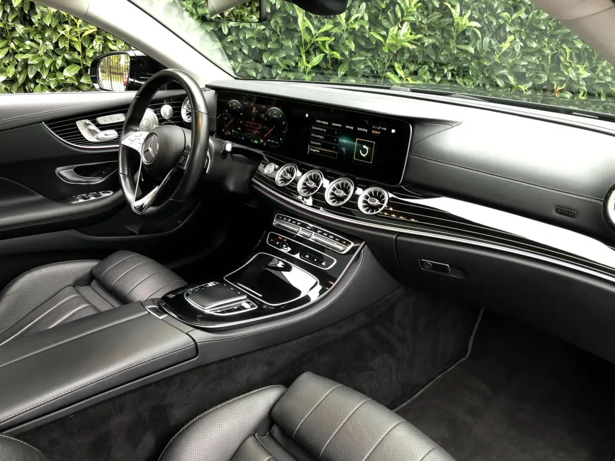 200, FACELIFT MODEL, PANORAMADAK, BURMESTER, ELEKTRISCHE STOELEN, LEDER, ECC AIRCO, CRUISE, STOELVERWARMING, STOELKOELING, APPLE CARPLAY