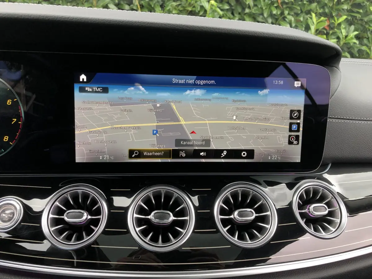 200, FACELIFT MODEL, PANORAMADAK, BURMESTER, ELEKTRISCHE STOELEN, LEDER, ECC AIRCO, CRUISE, STOELVERWARMING, STOELKOELING, APPLE CARPLAY