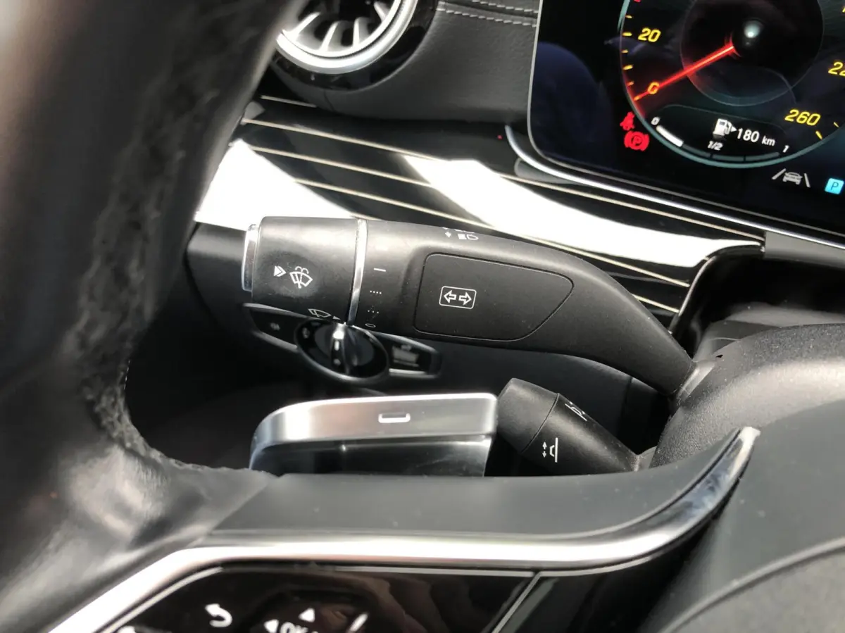 200, FACELIFT MODEL, PANORAMADAK, BURMESTER, ELEKTRISCHE STOELEN, LEDER, ECC AIRCO, CRUISE, STOELVERWARMING, STOELKOELING, APPLE CARPLAY