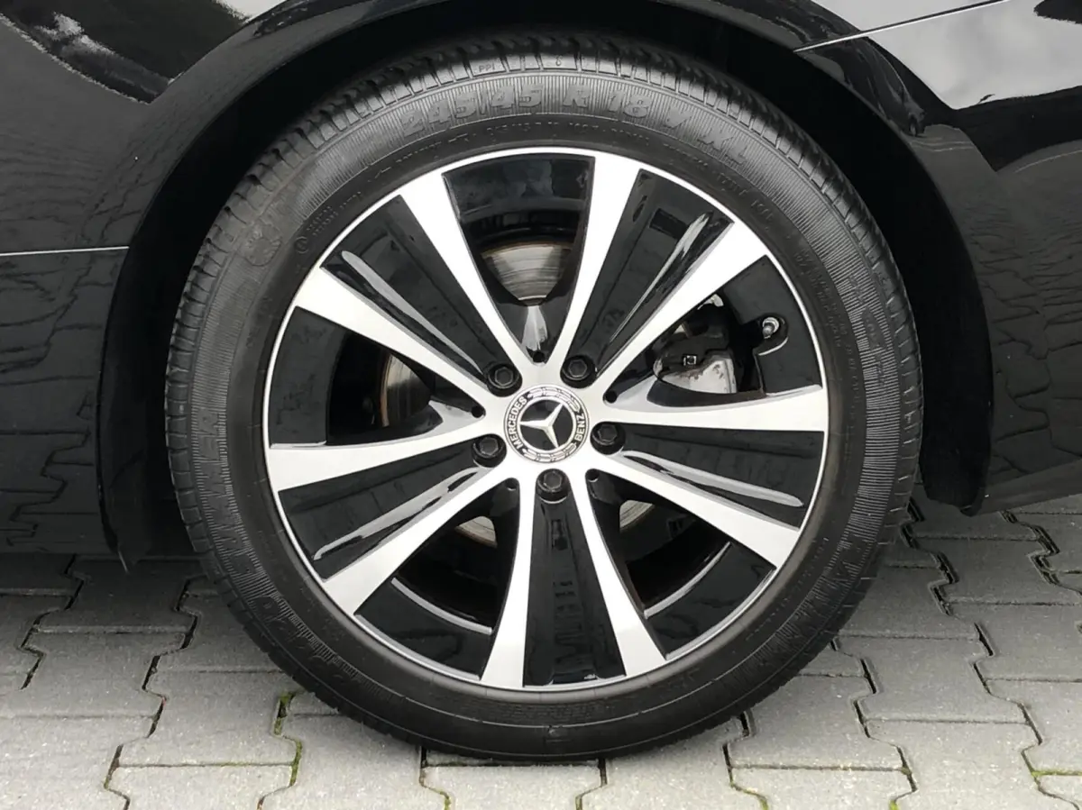 200, FACELIFT MODEL, PANORAMADAK, BURMESTER, ELEKTRISCHE STOELEN, LEDER, ECC AIRCO, CRUISE, STOELVERWARMING, STOELKOELING, APPLE CARPLAY