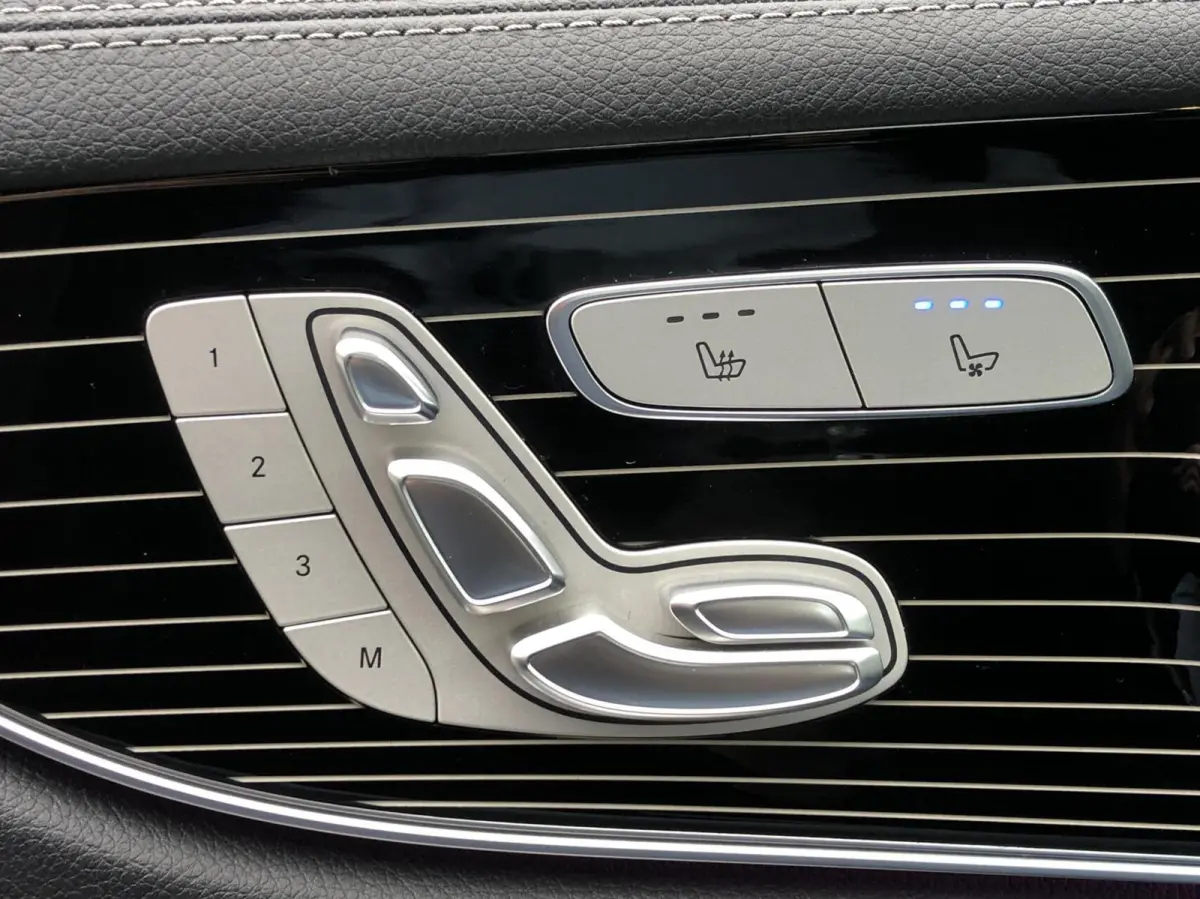 200, FACELIFT MODEL, PANORAMADAK, BURMESTER, ELEKTRISCHE STOELEN, LEDER, ECC AIRCO, CRUISE, STOELVERWARMING, STOELKOELING, APPLE CARPLAY