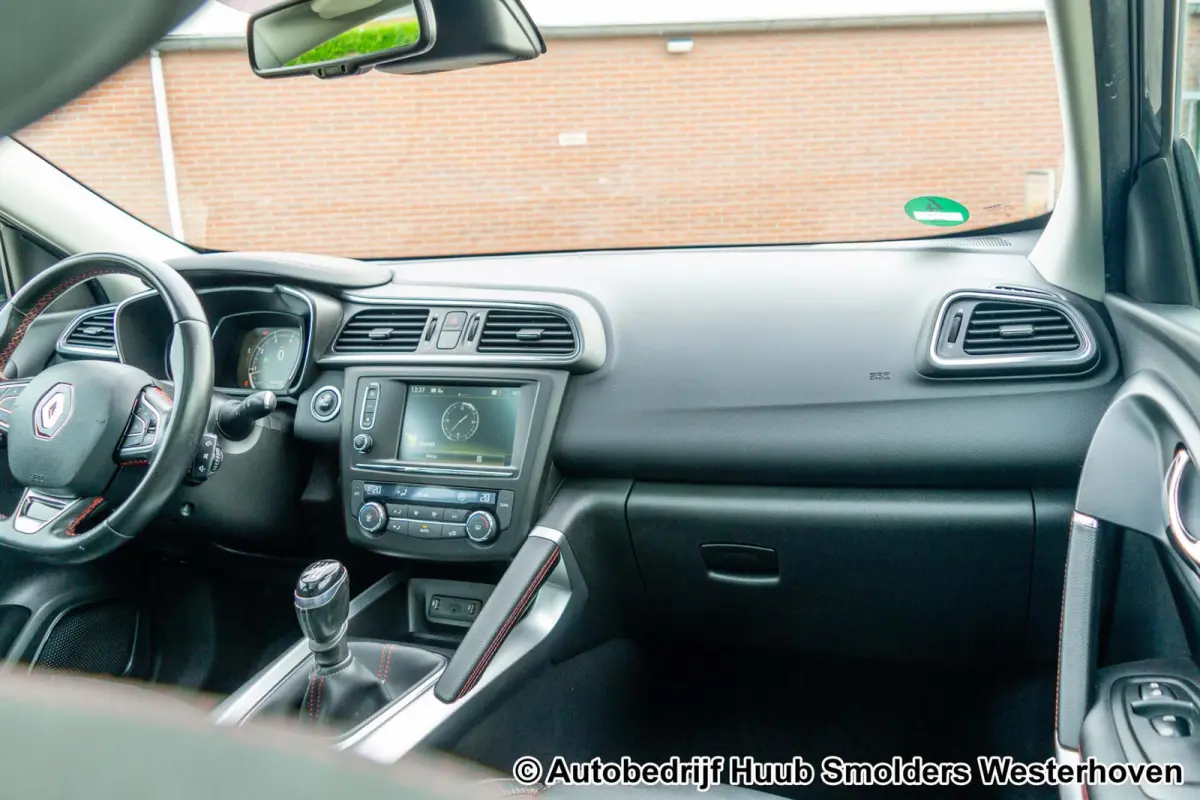 1.2 TCe Bose Black Edition met panoramadak