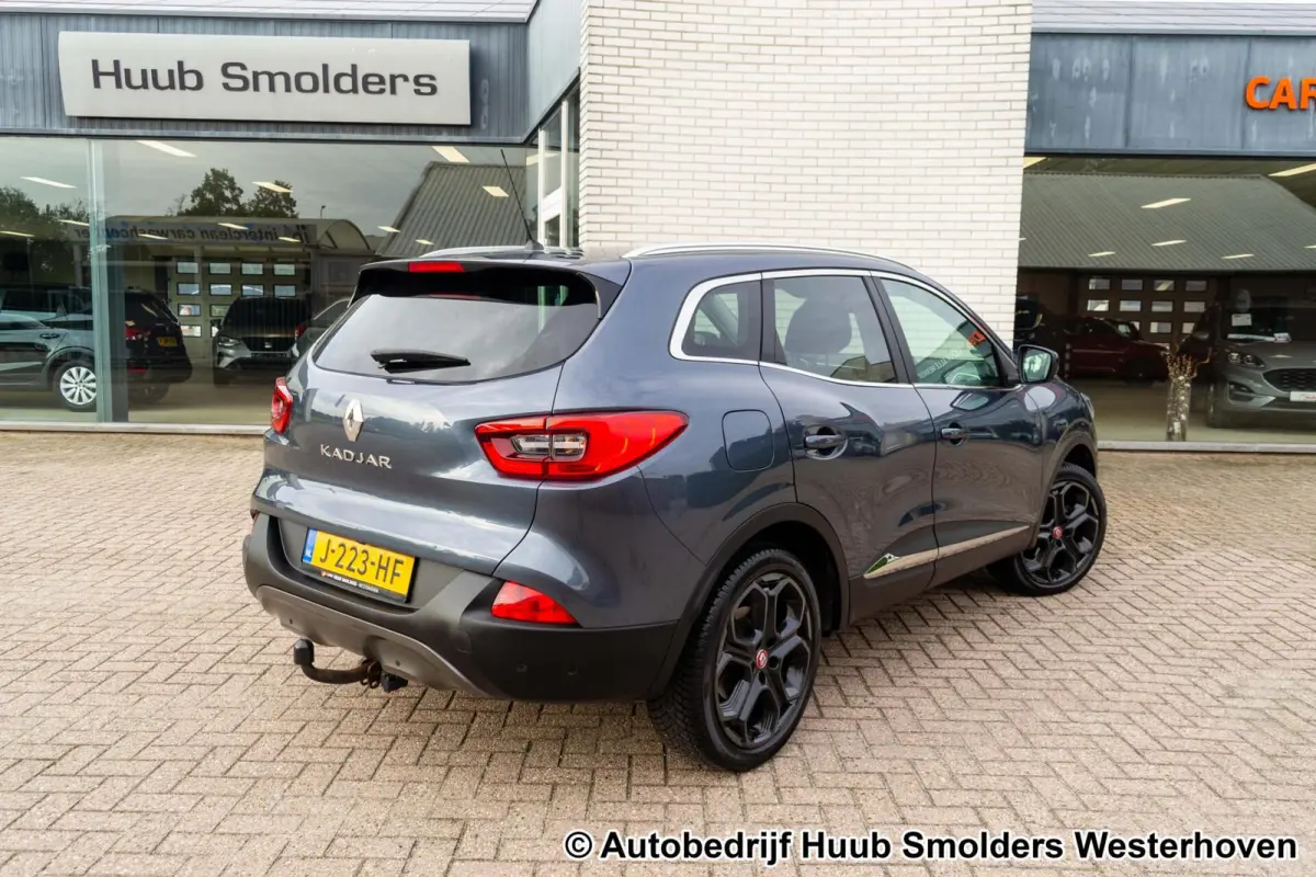 1.2 TCe Bose Black Edition met panoramadak