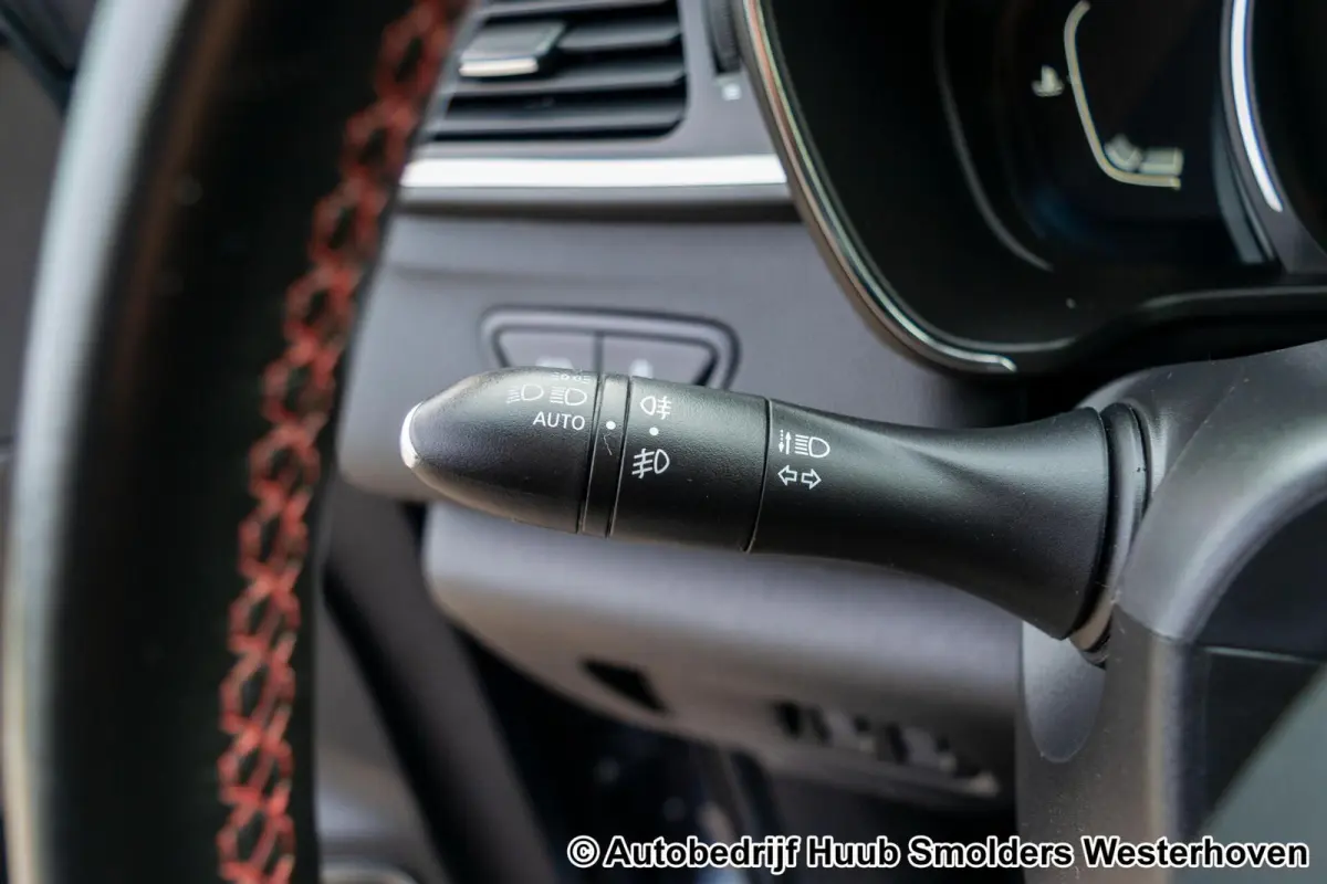 1.2 TCe Bose Black Edition met panoramadak