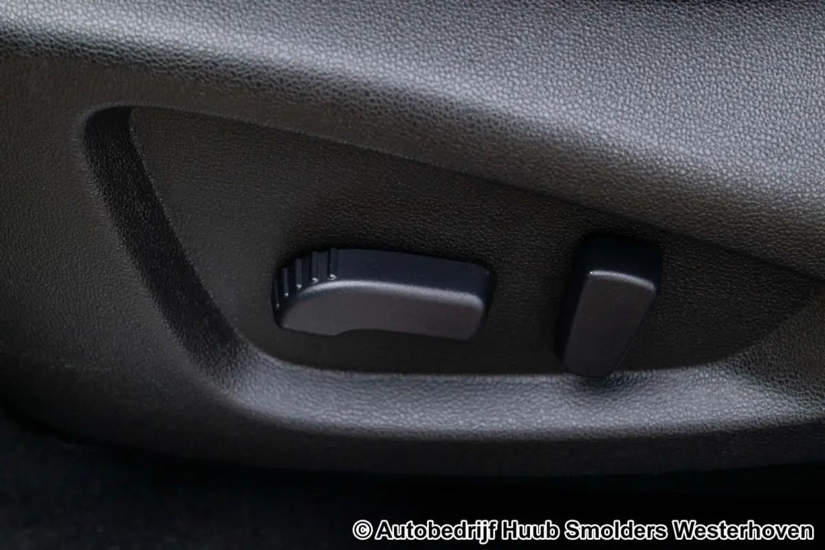 1.2 TCe Bose Black Edition met panoramadak