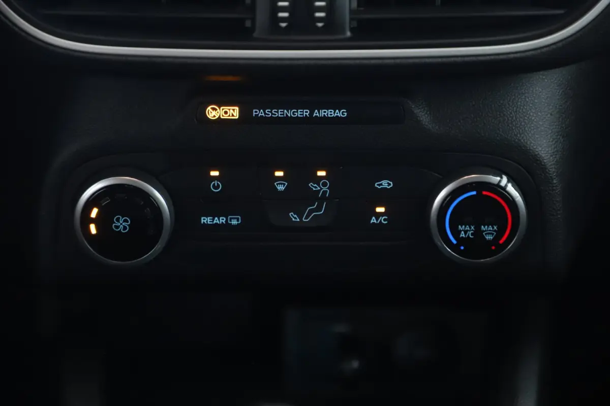 1.0 EcoBoost Trend Edition Business Trekhaak Navigatie Carplay Android LMV Climate Cruise Control