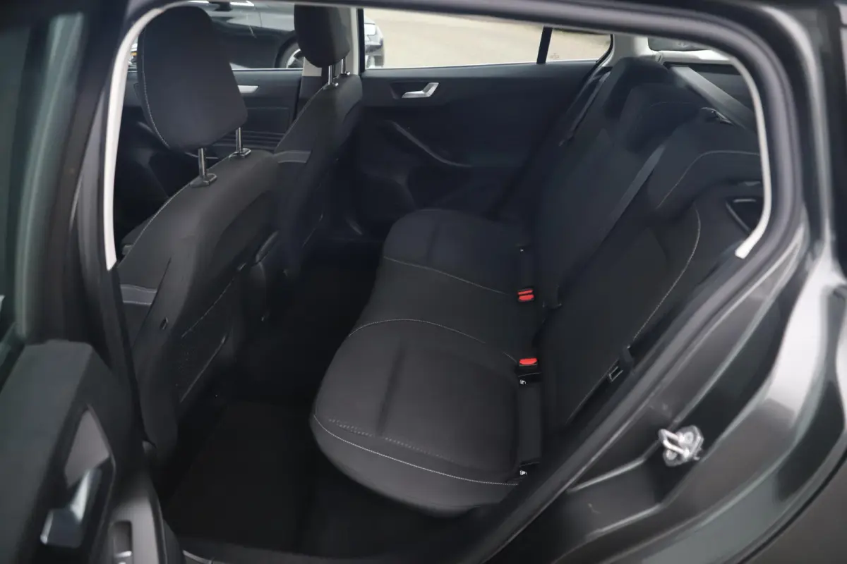 1.0 EcoBoost Trend Edition Business Trekhaak Navigatie Carplay Android LMV Climate Cruise Control