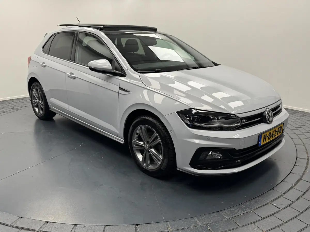 1.6 TDi R-Line Automaat-Adapt.Cr.contr-Navigatie-Clima-Camera-CarPlay-Stoelverwarming-Parkeersensoren-Panoramadak-Lm16''velgen-Virtual Cockpit
