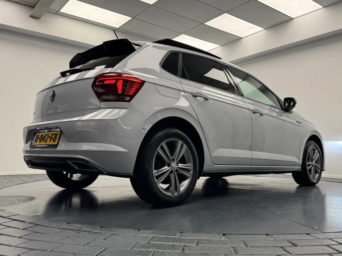 1.6 TDi R-Line Automaat-Adapt.Cr.contr-Navigatie-Clima-Camera-CarPlay-Stoelverwarming-Parkeersensoren-Panoramadak-Lm16''velgen-Virtual Cockpit