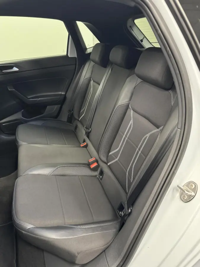 1.6 TDi R-Line Automaat-Adapt.Cr.contr-Navigatie-Clima-Camera-CarPlay-Stoelverwarming-Parkeersensoren-Panoramadak-Lm16''velgen-Virtual Cockpit