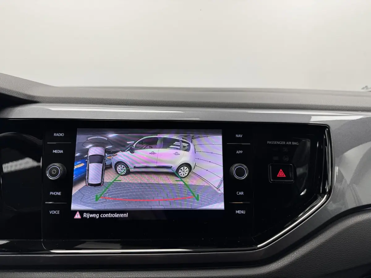 1.6 TDi R-Line Automaat-Adapt.Cr.contr-Navigatie-Clima-Camera-CarPlay-Stoelverwarming-Parkeersensoren-Panoramadak-Lm16''velgen-Virtual Cockpit