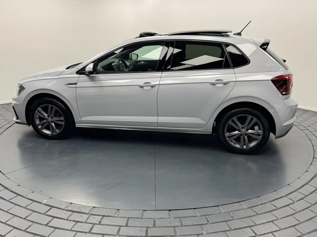 1.6 TDi R-Line Automaat-Adapt.Cr.contr-Navigatie-Clima-Camera-CarPlay-Stoelverwarming-Parkeersensoren-Panoramadak-Lm16''velgen-Virtual Cockpit