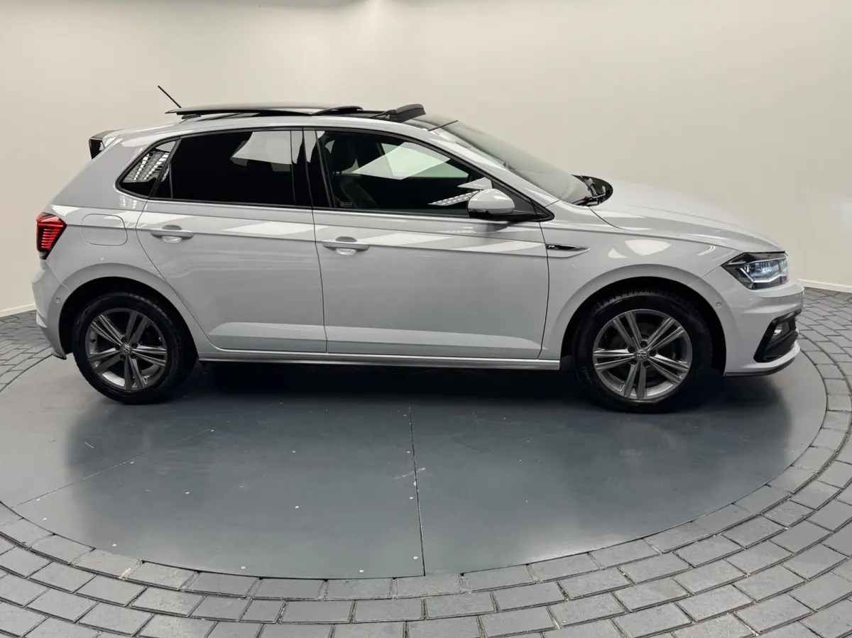 1.6 TDi R-Line Automaat-Adapt.Cr.contr-Navigatie-Clima-Camera-CarPlay-Stoelverwarming-Parkeersensoren-Panoramadak-Lm16''velgen-Virtual Cockpit