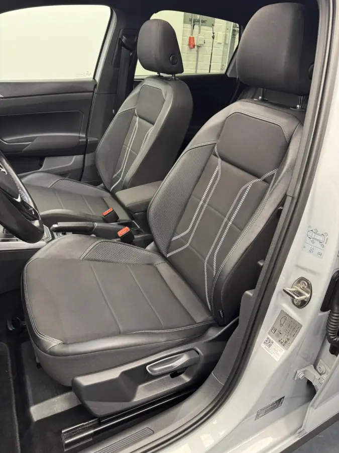 1.6 TDi R-Line Automaat-Adapt.Cr.contr-Navigatie-Clima-Camera-CarPlay-Stoelverwarming-Parkeersensoren-Panoramadak-Lm16''velgen-Virtual Cockpit