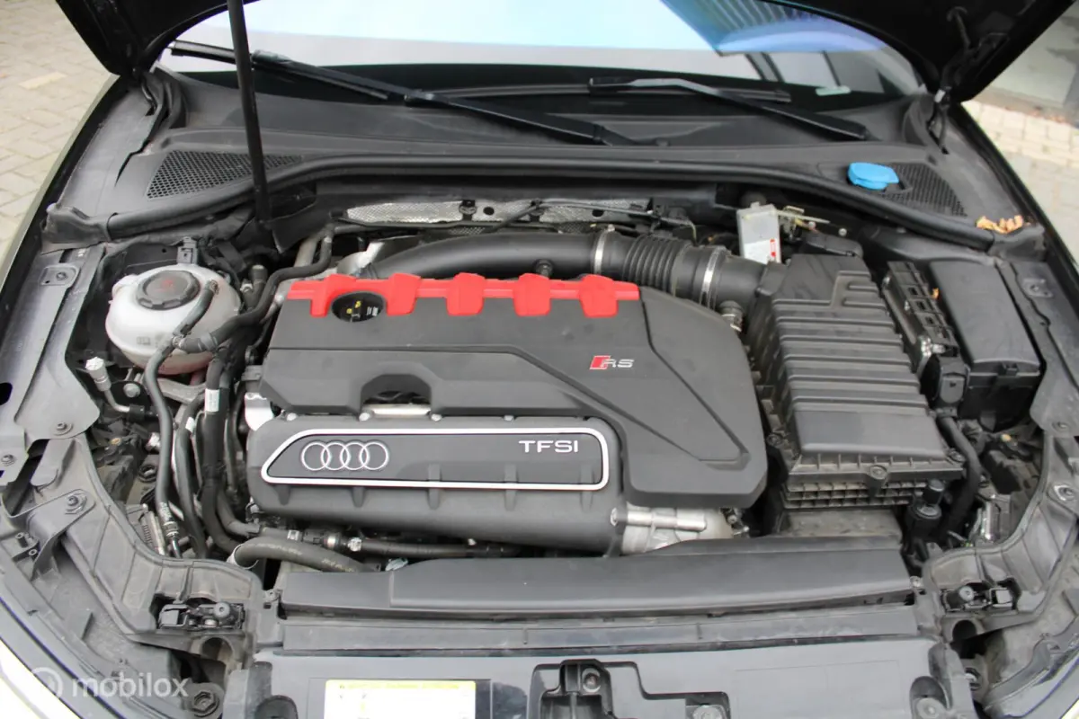 RS3 2.5 TFSI RS3 quattro