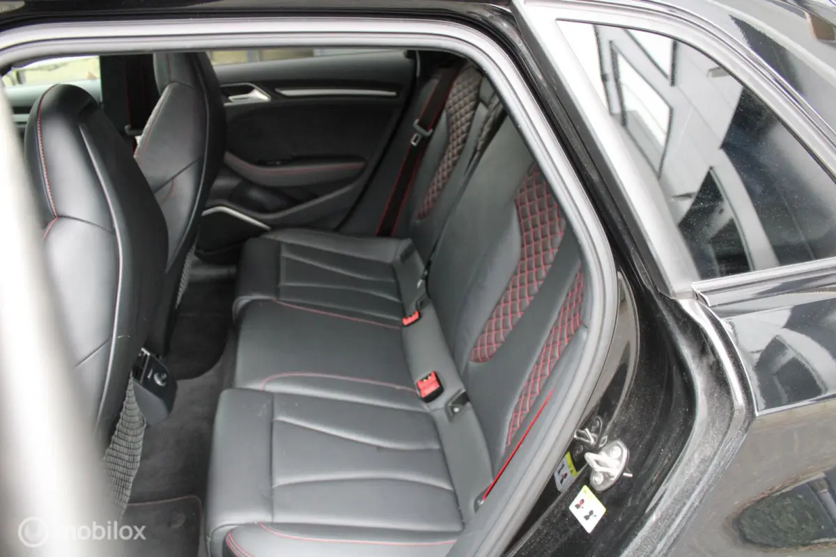 RS3 2.5 TFSI RS3 quattro