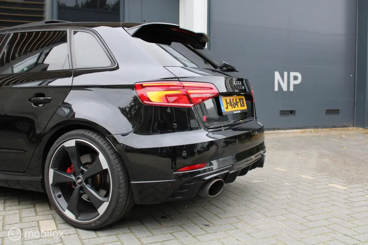 RS3 2.5 TFSI RS3 quattro