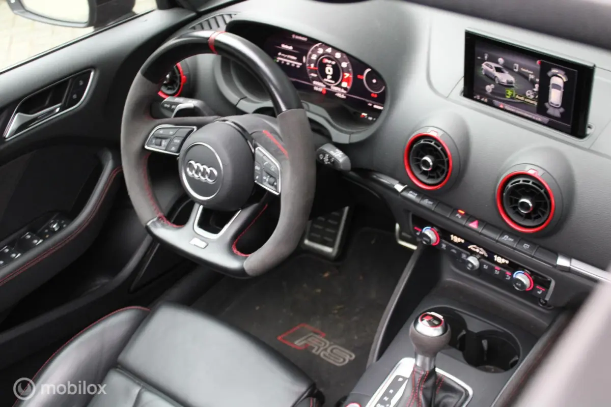 RS3 2.5 TFSI RS3 quattro