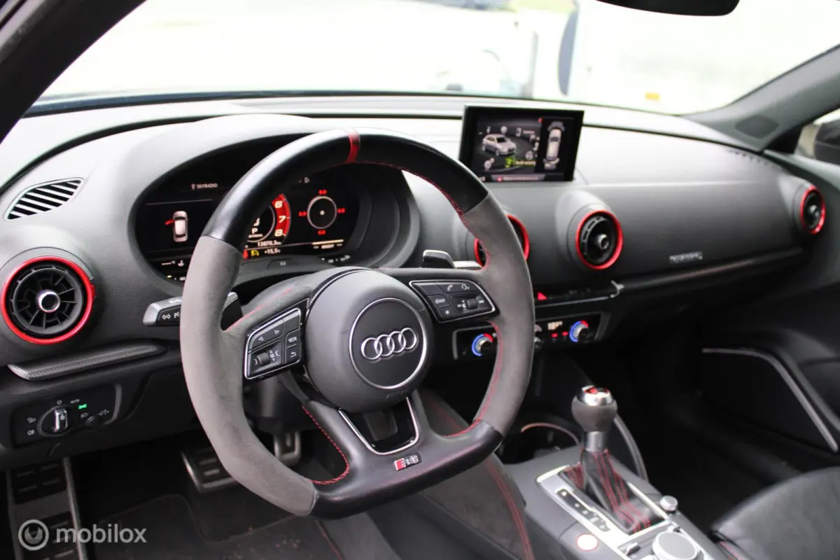 RS3 2.5 TFSI RS3 quattro