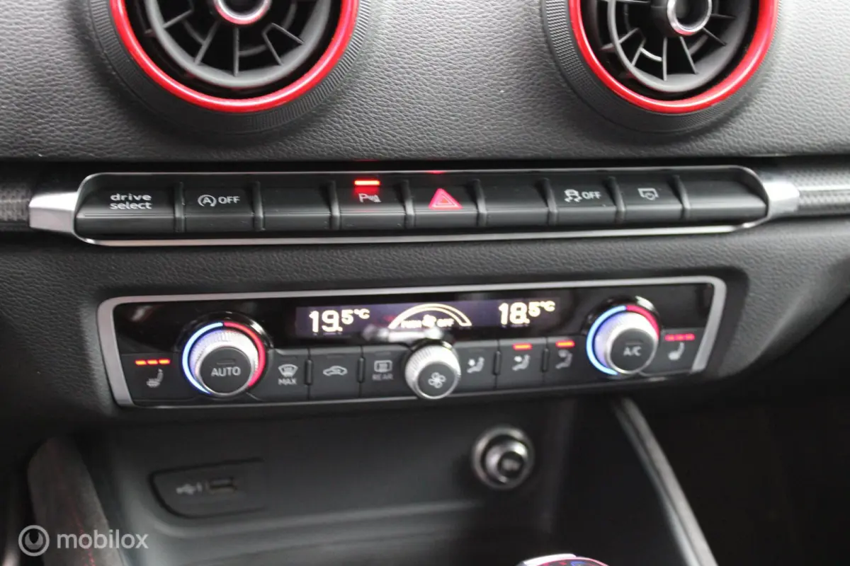 RS3 2.5 TFSI RS3 quattro