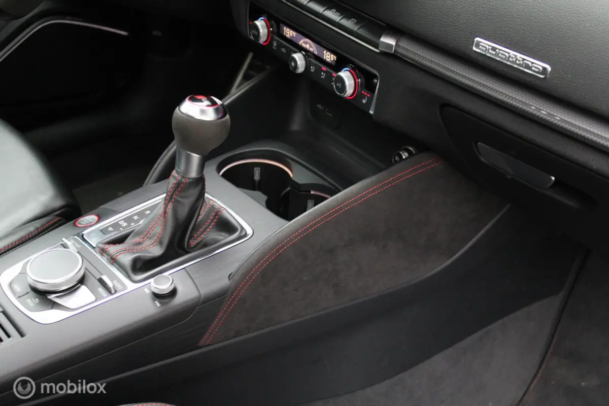 RS3 2.5 TFSI RS3 quattro