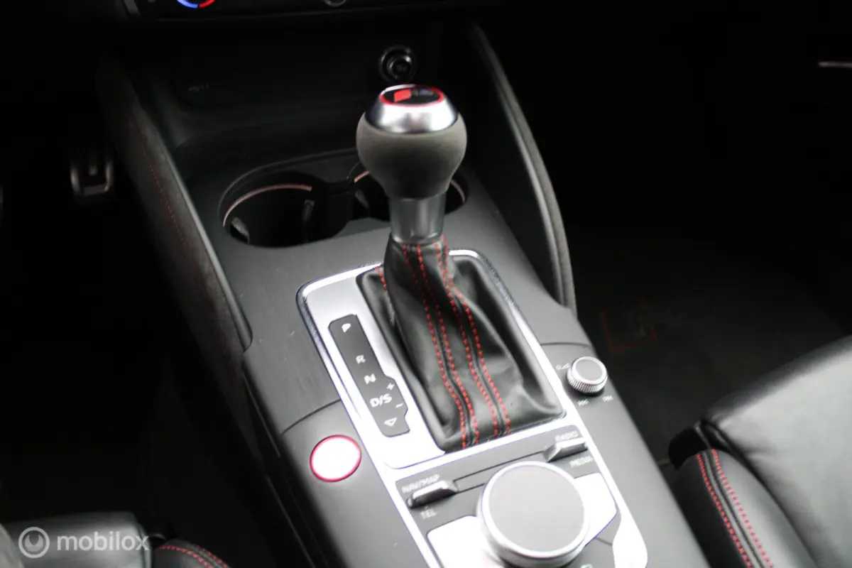 RS3 2.5 TFSI RS3 quattro