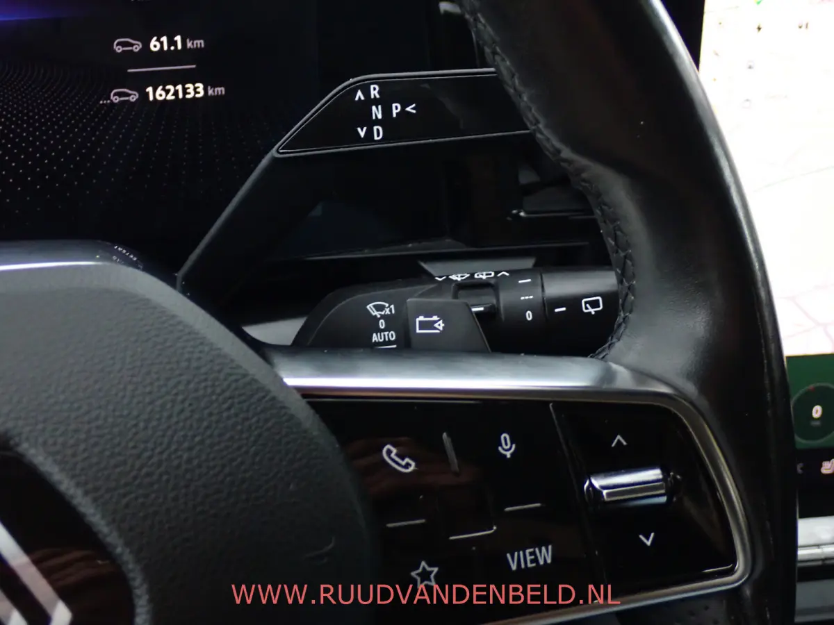 EV60 SOH 92% / ACC / CARPLAY / NAVI / STUUR + STOELVERWARMING