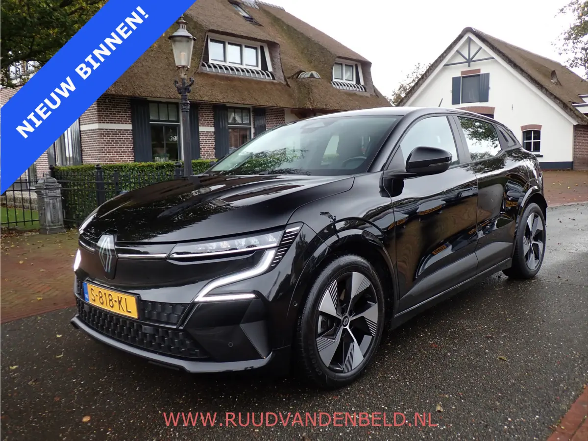 EV60 SOH 92% / ACC / CARPLAY / NAVI / STUUR + STOELVERWARMING