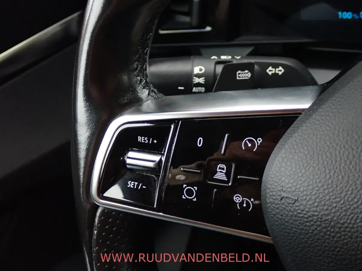 EV60 SOH 92% / ACC / CARPLAY / NAVI / STUUR + STOELVERWARMING