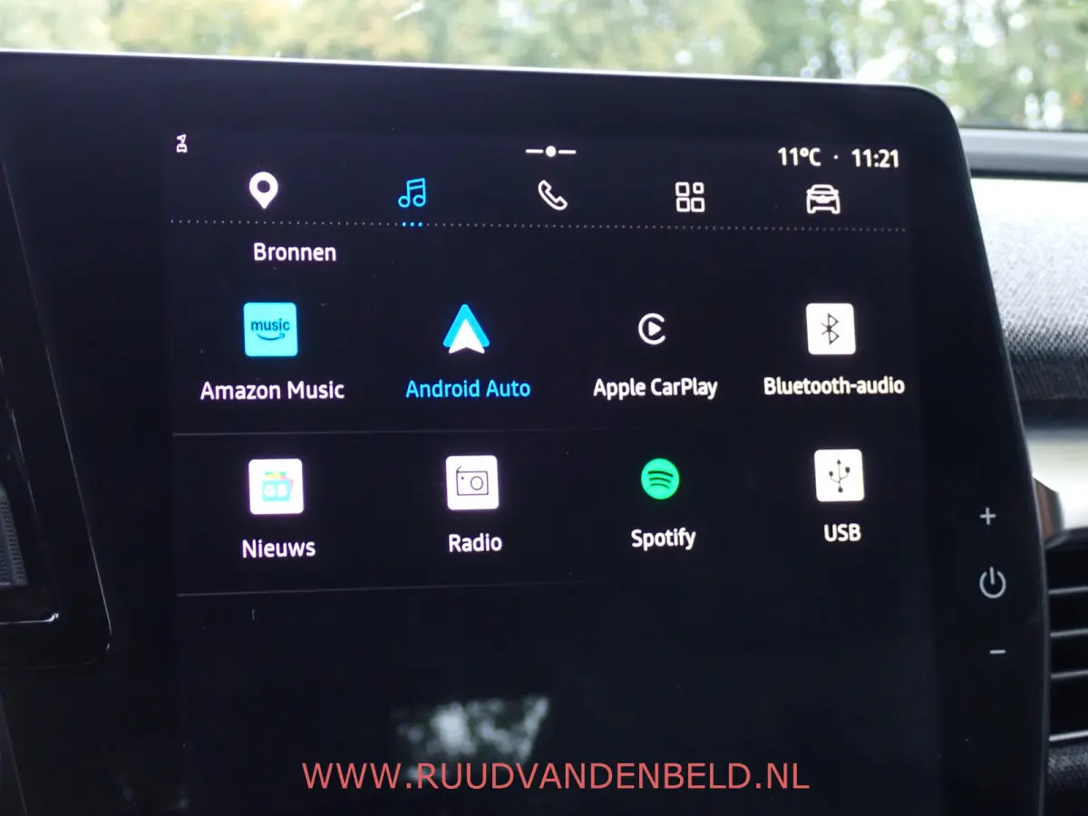 EV60 SOH 92% / ACC / CARPLAY / NAVI / STUUR + STOELVERWARMING