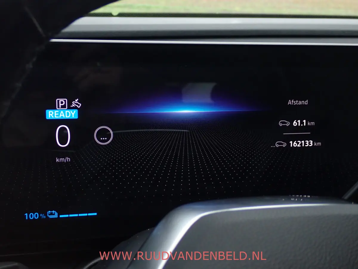 EV60 SOH 92% / ACC / CARPLAY / NAVI / STUUR + STOELVERWARMING