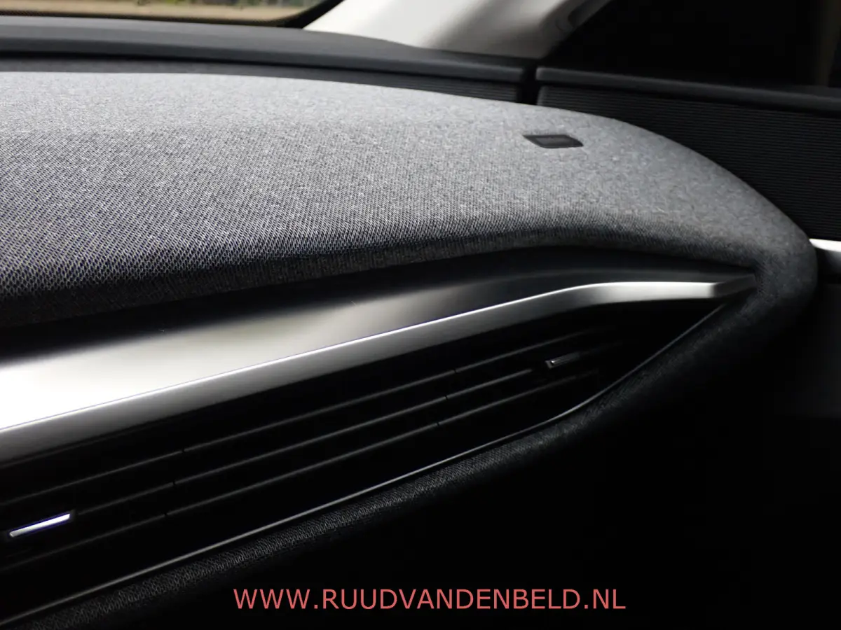EV60 SOH 92% / ACC / CARPLAY / NAVI / STUUR + STOELVERWARMING
