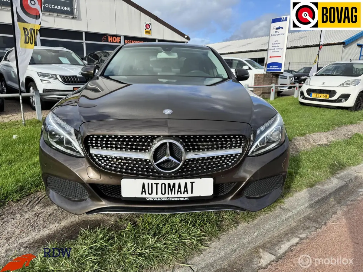 180 Avantgarde AUTOMAAT/LEDER/NAVI/CAMERA