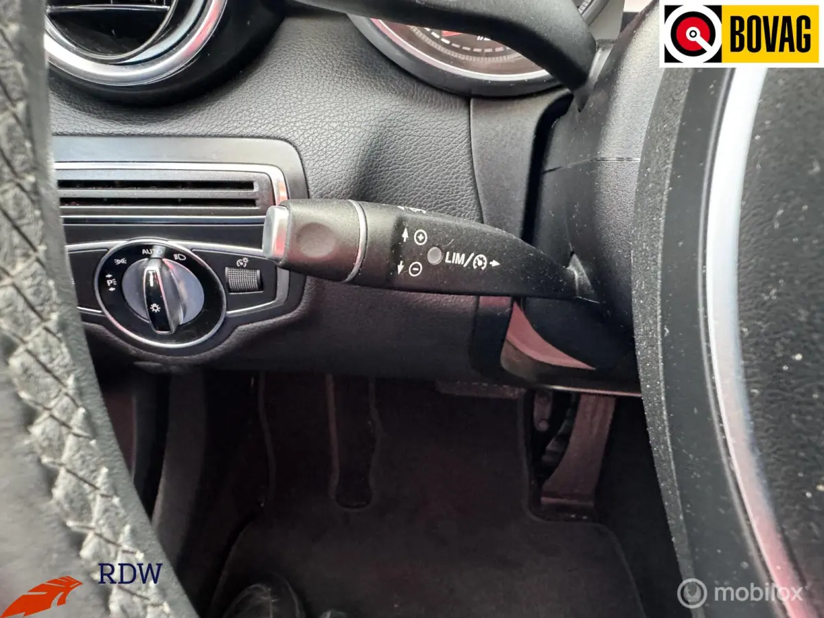 180 Avantgarde AUTOMAAT/LEDER/NAVI/CAMERA