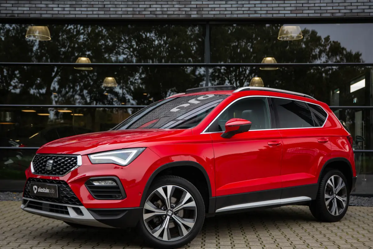 1.5 TSI Xperience Business Intense , Trekhaak, Panoramadak, Adap.cruise, Apple carplay, ,