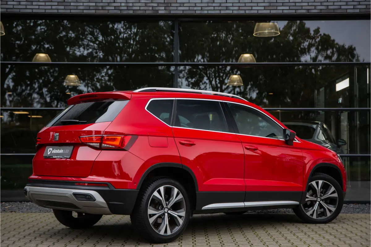 1.5 TSI Xperience Business Intense , Trekhaak, Panoramadak, Adap.cruise, Apple carplay, ,