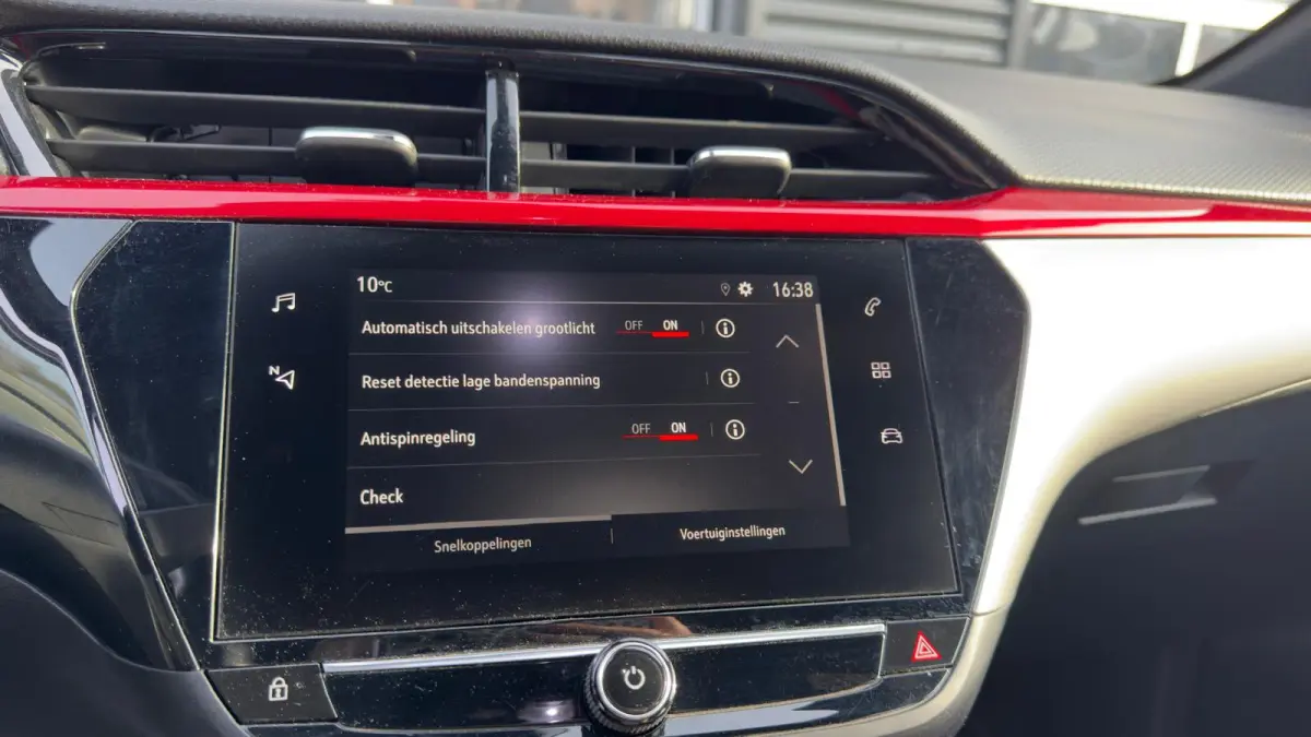 1.2 GS Line 100 pk | Automaat | Trekhaak | Apple Carplay / Android Auto | Cruise | LMV |