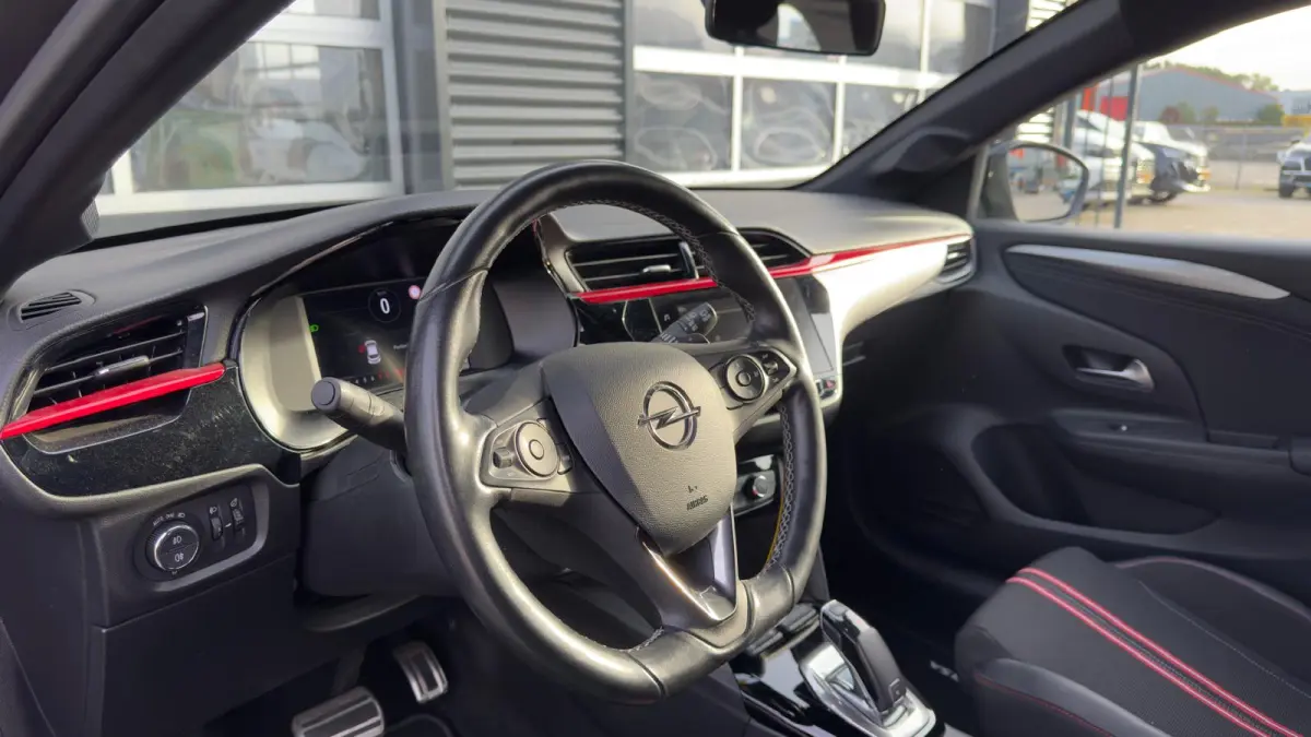 1.2 GS Line 100 pk | Automaat | Trekhaak | Apple Carplay / Android Auto | Cruise | LMV |