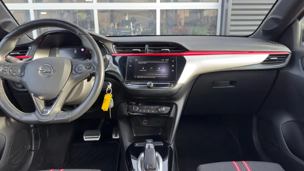 1.2 GS Line 100 pk | Automaat | Trekhaak | Apple Carplay / Android Auto | Cruise | LMV |