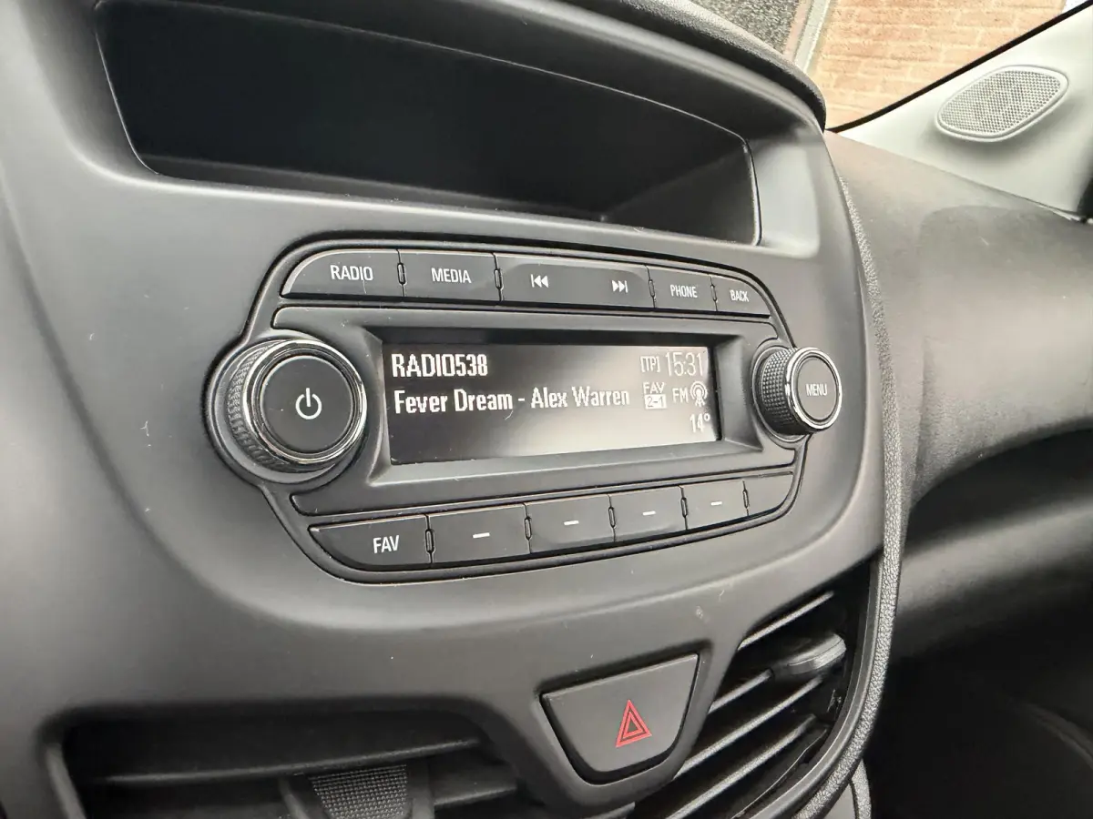 1.0 ecoFLEX Edition SLECHTS 76.150 KM | NAP | AIRCO | CRUISE |