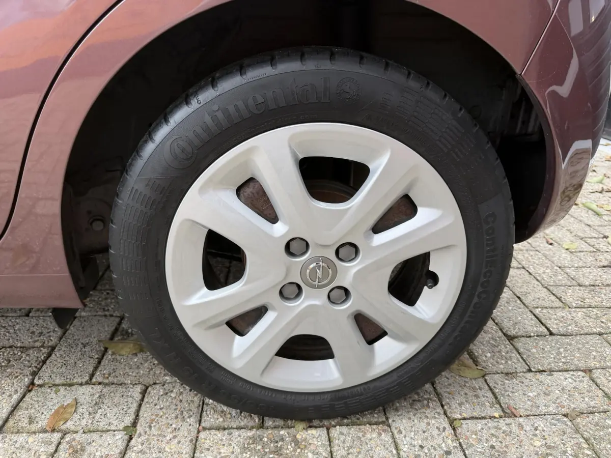 1.0 ecoFLEX Edition SLECHTS 76.150 KM | NAP | AIRCO | CRUISE |