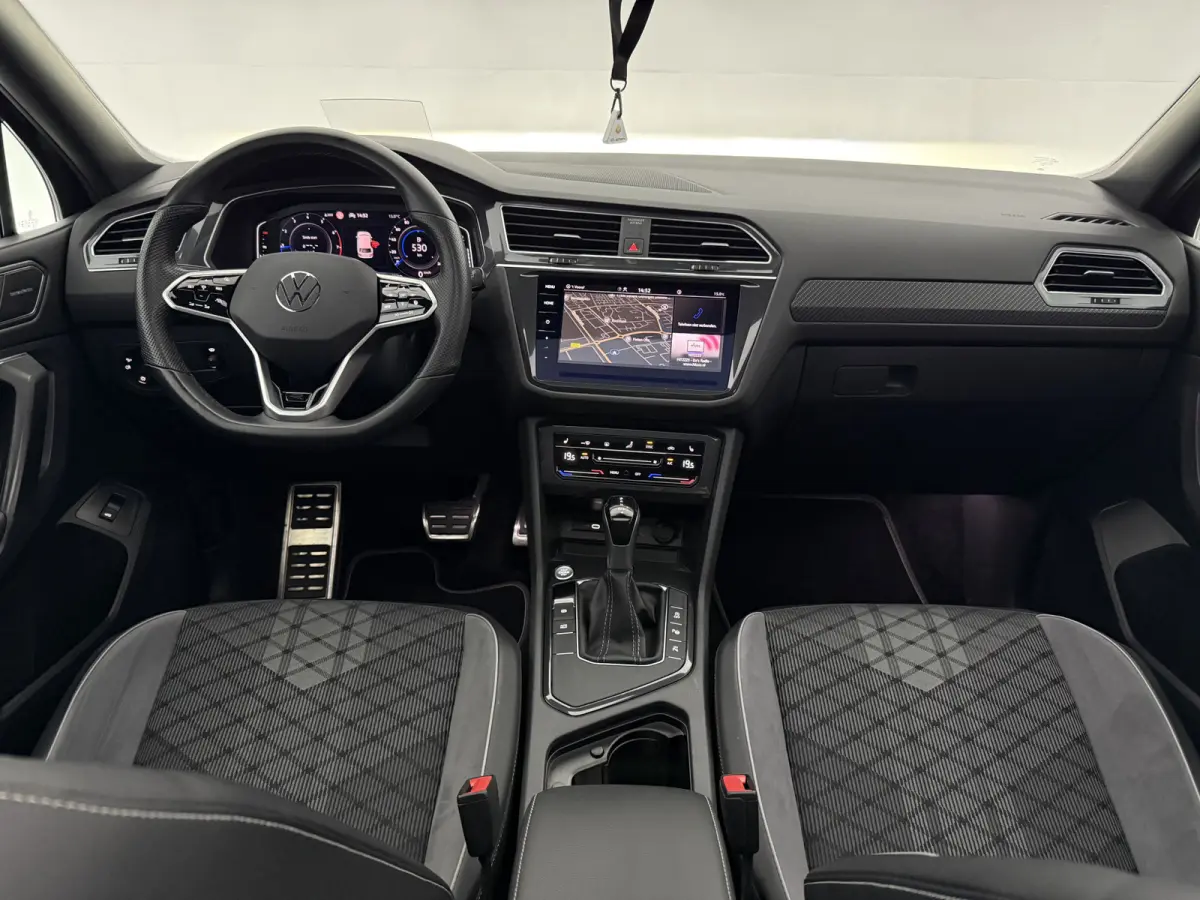 1.5 TSI R-Line Business+ | Pano | Sfeer | HUD | Virtual | 360° | H/K | Winterpack | Carplay | Trekhaak | NAP