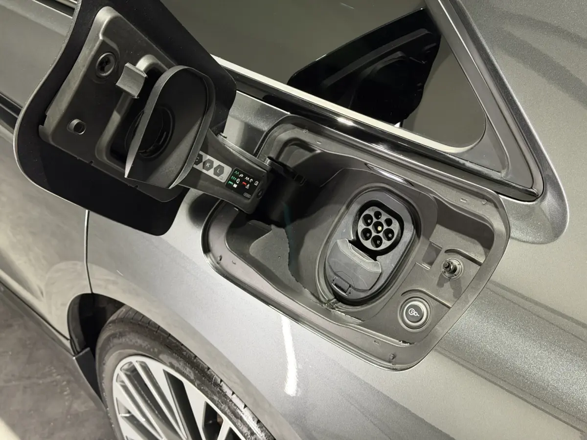 S edition performance 100 kWh | Heads up display |  Led Matrix | Oled achterlichten | B&O |