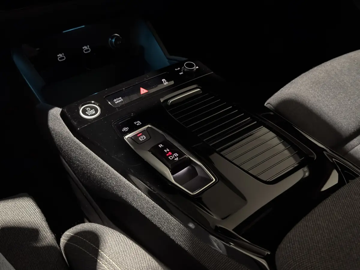 S edition performance 100 kWh | Heads up display |  Led Matrix | Oled achterlichten | B&O |