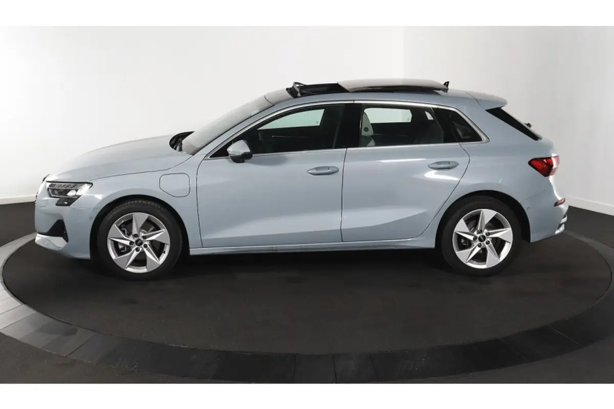 40 TFSI e Advanced edition - Automaat - Pano/Schuifdak - Leder - Navi - Org.NL
