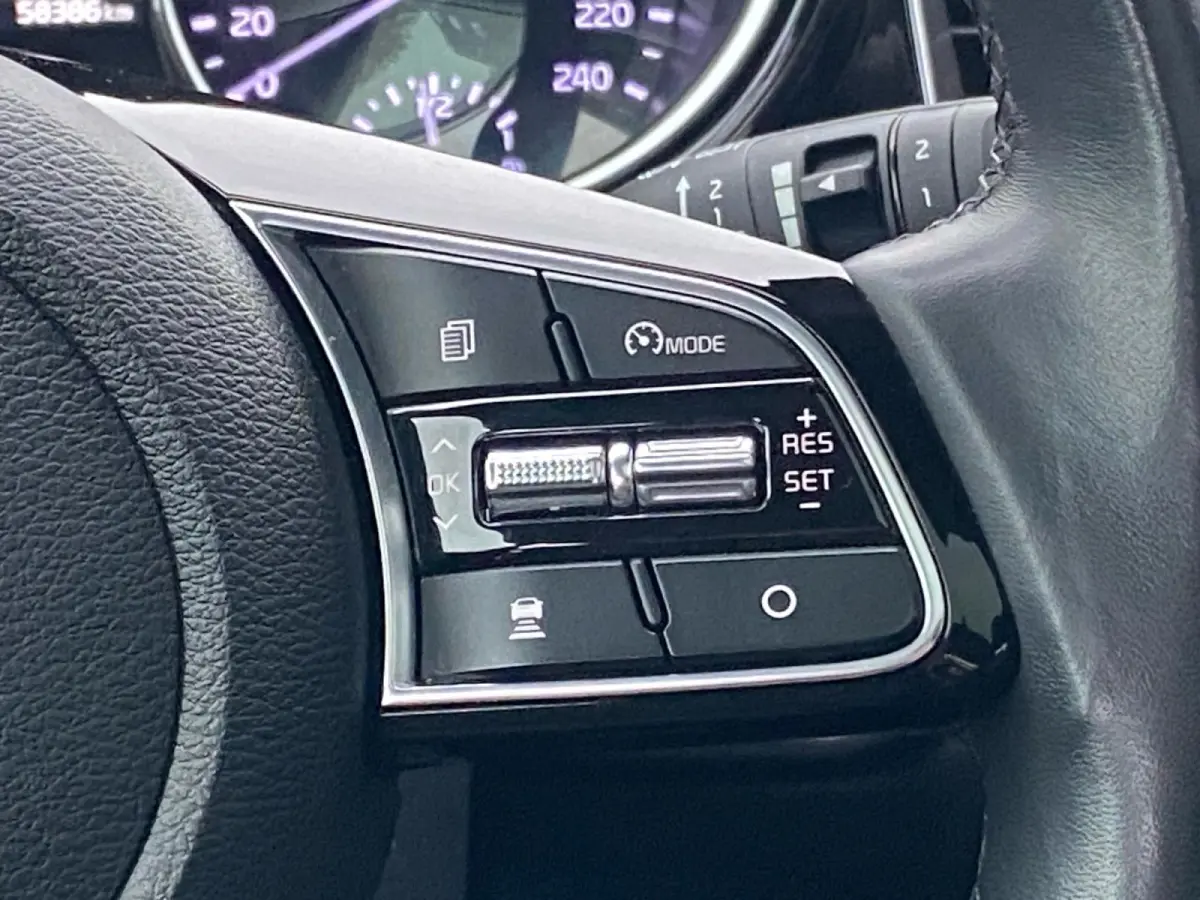1.6 GDi PHEV DynamicPlusLine | Navi | Clima | Camera | Schuif/Kanteldak | Stoel/Stuurverwarming | Adaptieve Cruise | El. Achterklep | Apple Carplay | Android Auto
