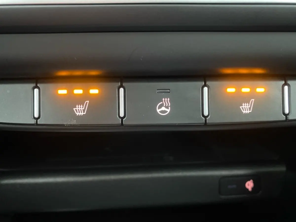 1.6 GDi PHEV DynamicPlusLine | Navi | Clima | Camera | Schuif/Kanteldak | Stoel/Stuurverwarming | Adaptieve Cruise | El. Achterklep | Apple Carplay | Android Auto