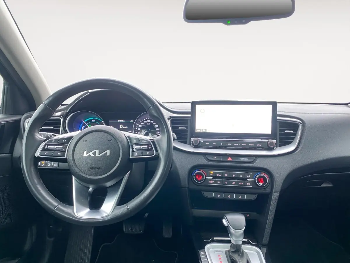 1.6 GDi PHEV DynamicPlusLine | Navi | Clima | Camera | Schuif/Kanteldak | Stoel/Stuurverwarming | Adaptieve Cruise | El. Achterklep | Apple Carplay | Android Auto