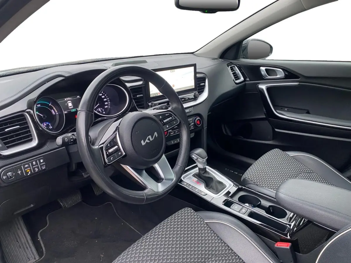 1.6 GDi PHEV DynamicPlusLine | Navi | Clima | Camera | Schuif/Kanteldak | Stoel/Stuurverwarming | Adaptieve Cruise | El. Achterklep | Apple Carplay | Android Auto