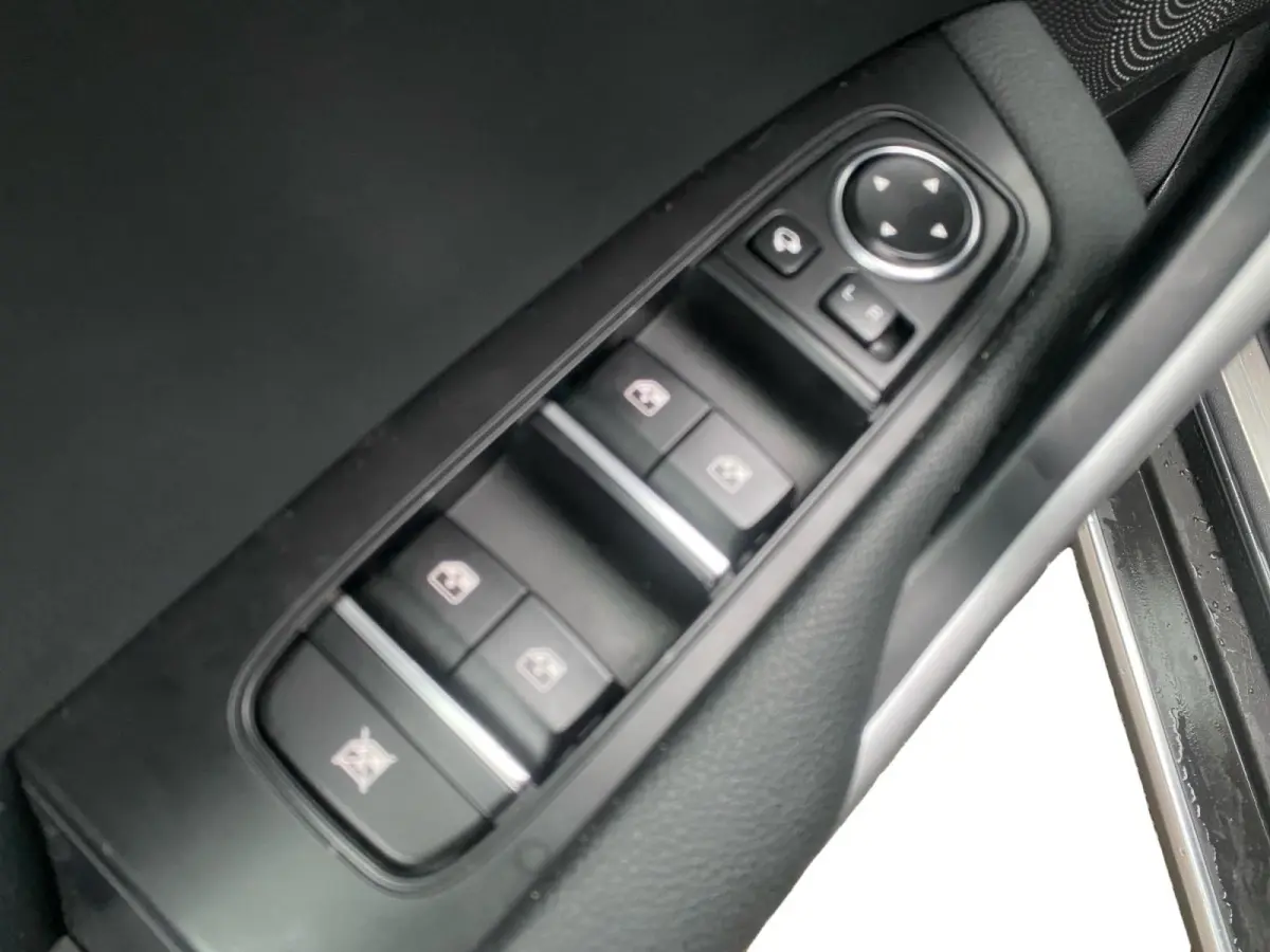 1.6 GDi PHEV DynamicPlusLine | Navi | Clima | Camera | Schuif/Kanteldak | Stoel/Stuurverwarming | Adaptieve Cruise | El. Achterklep | Apple Carplay | Android Auto
